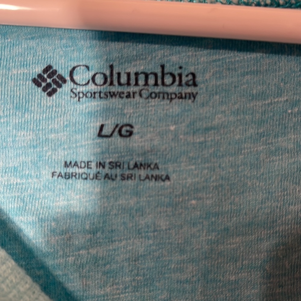 Columbia T-shirt size large teal women’s - Picture 3 of 3